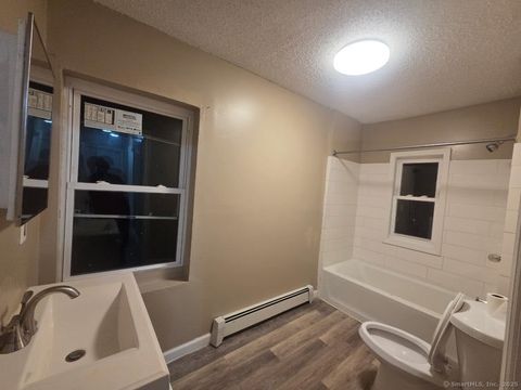 Tiny photo for 63 Seyms Street #3rd Floor, Hartford, CT 06120 (MLS # 24135911)