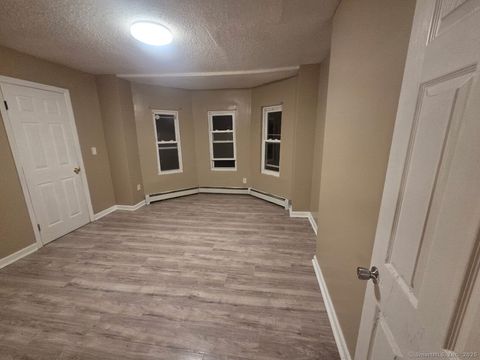 Tiny photo for 63 Seyms Street #3rd Floor, Hartford, CT 06120 (MLS # 24135911)