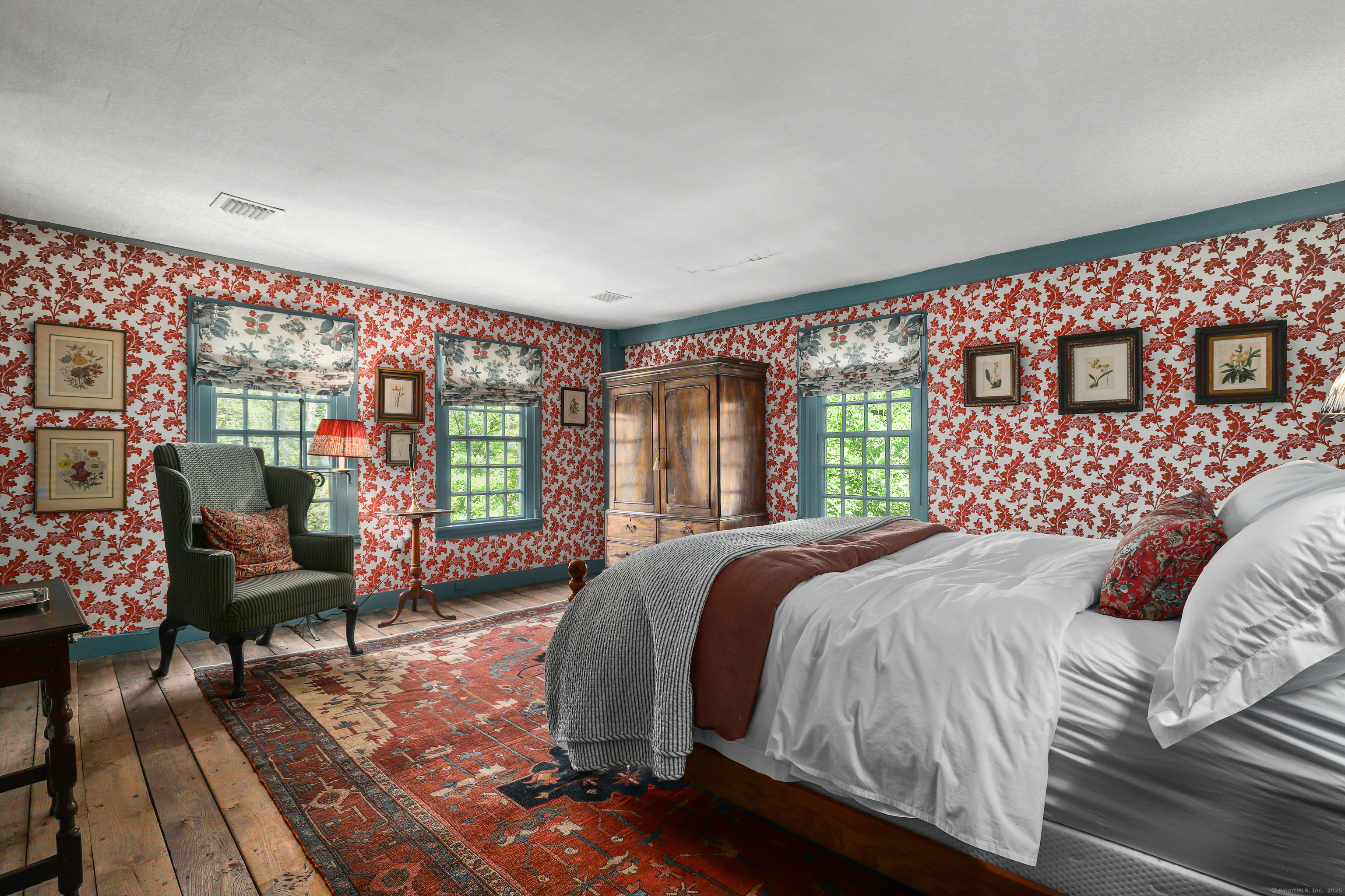 Newtown, Connecticut 06482, United States, 4 Bedrooms Bedrooms, ,4 BathroomsBathrooms,Residential,Active,200206