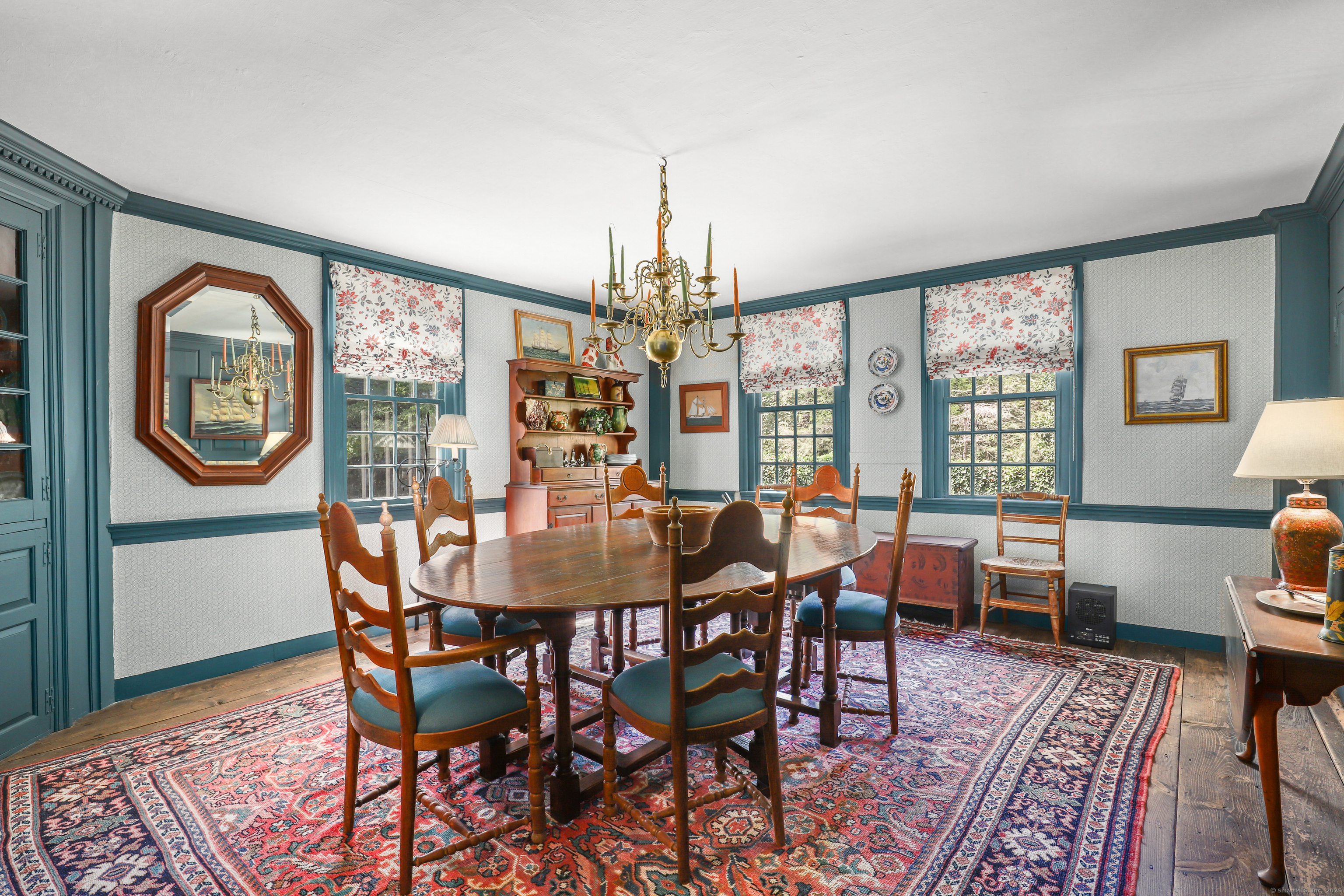 Newtown, Connecticut 06482, United States, 4 Bedrooms Bedrooms, ,4 BathroomsBathrooms,Residential,Active,200206