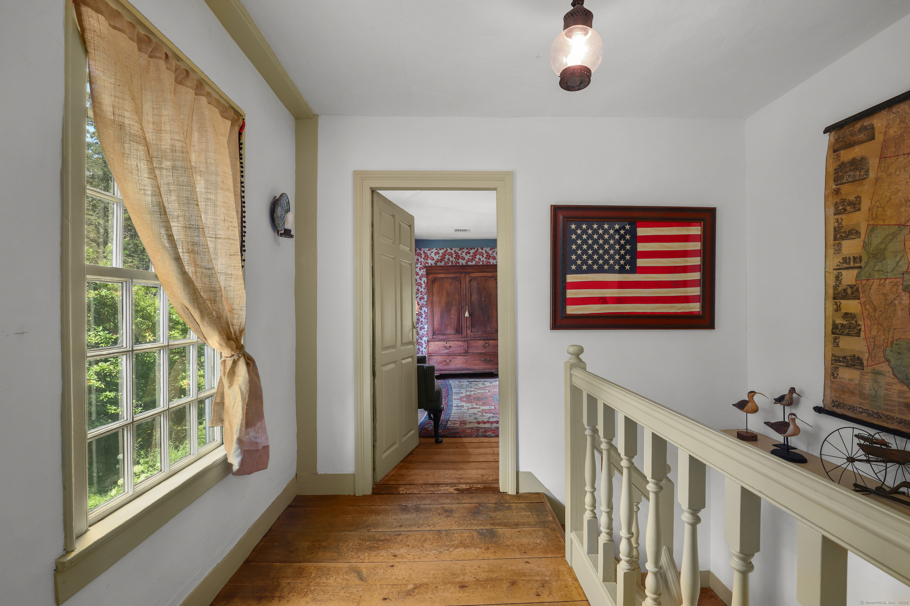 Newtown, Connecticut 06482, United States, 4 Bedrooms Bedrooms, ,4 BathroomsBathrooms,Residential,Active,200206