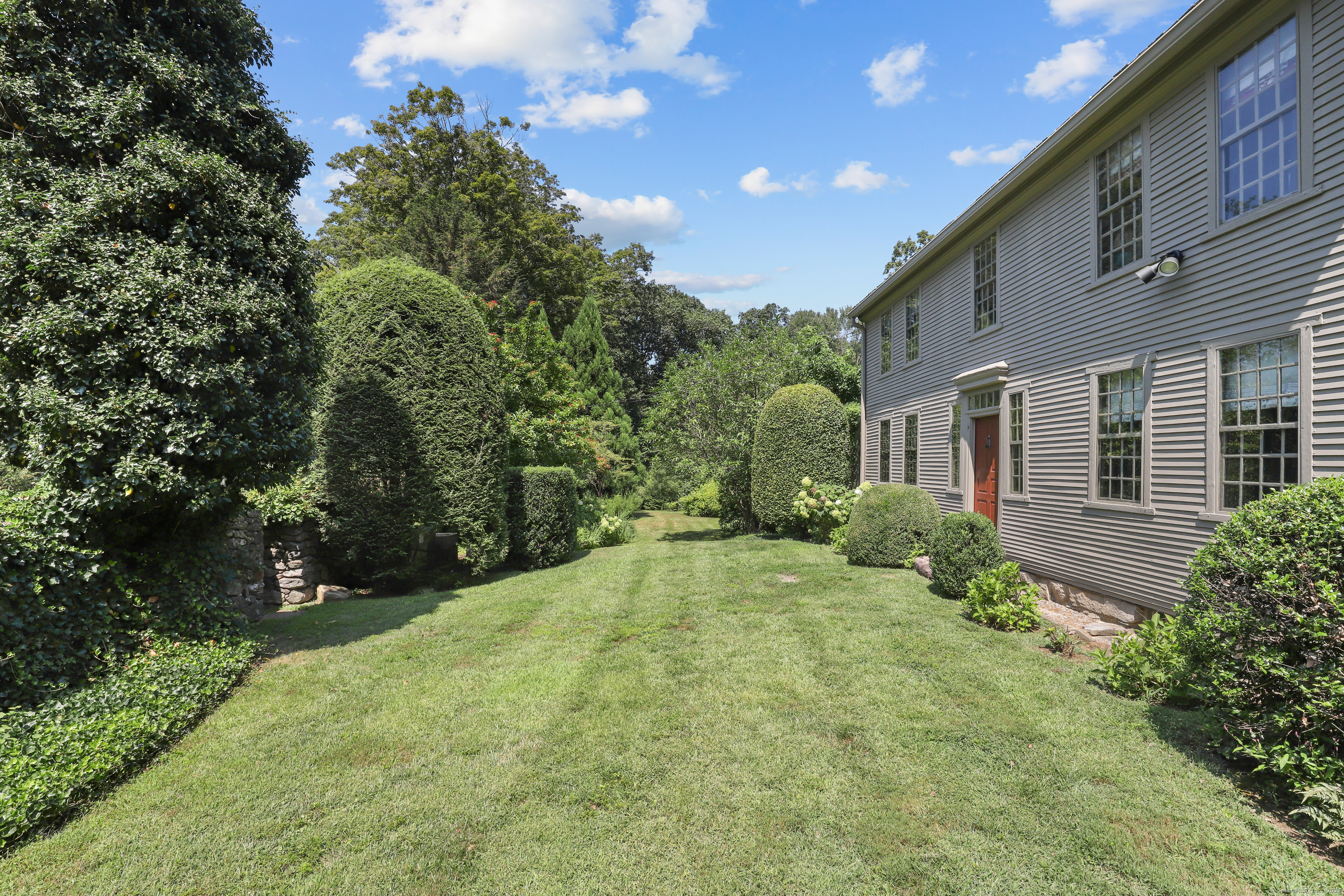 211 Walnut Tree Hill Road