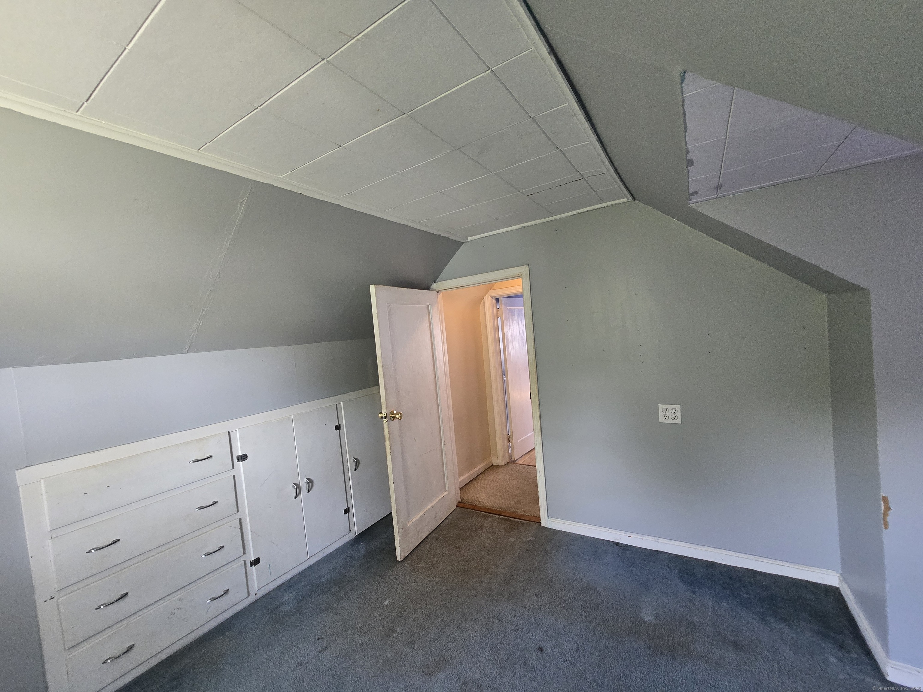 12 Damson Lane, Naugatuck, Connecticut image 8