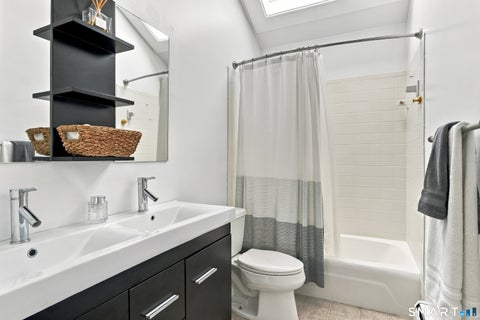 Tiny photo for 962 Moose Hill Road, Guilford, CT 06437 (MLS # 24206807)