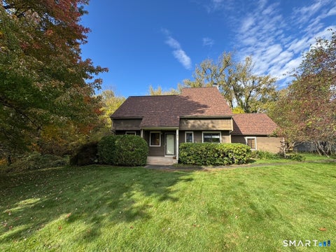 Photo of 38 White Water Turn #38, Simsbury, CT 06081 (MLS # 24213612)