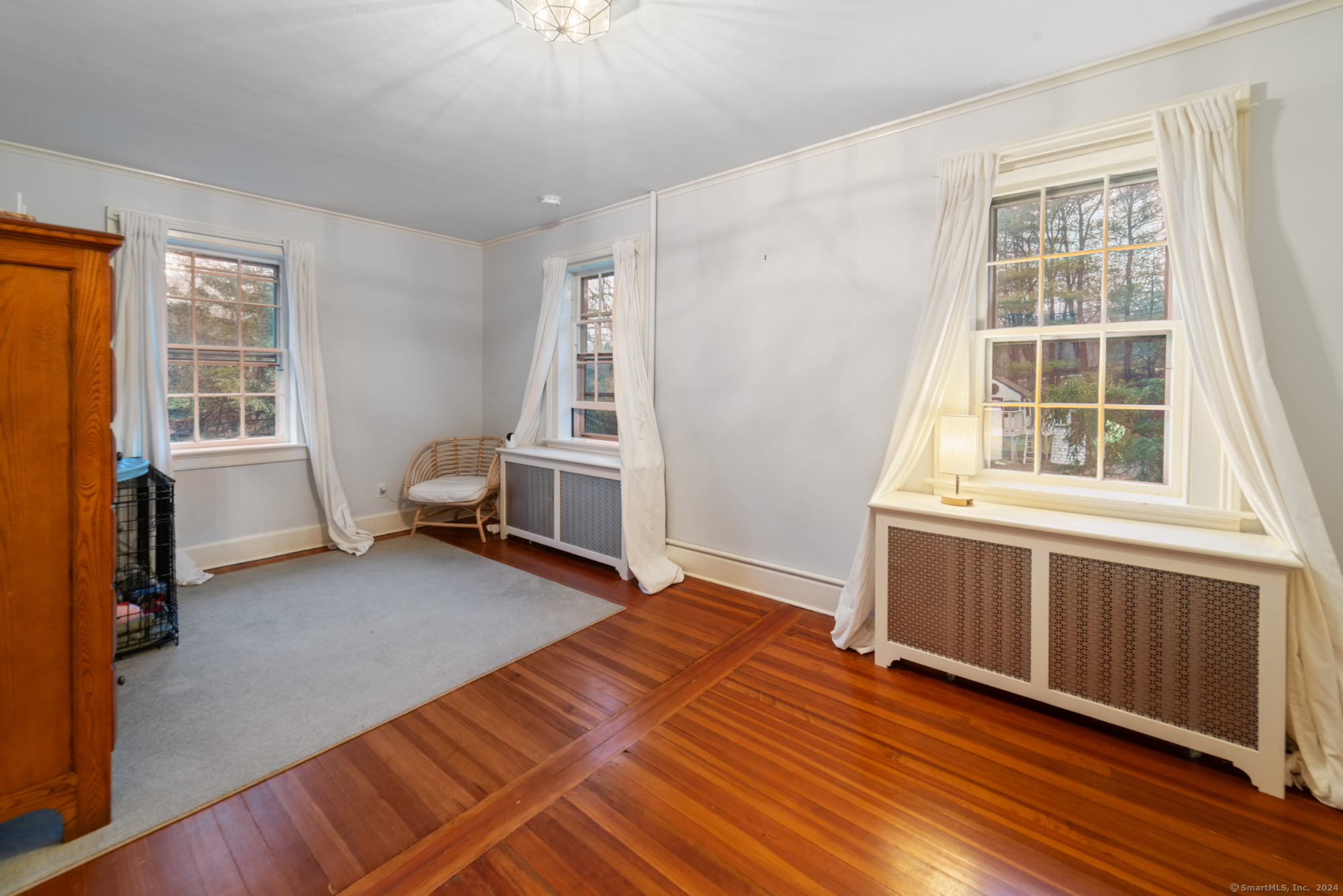 Harwinton, Connecticut 06791, United States, 4 Bedrooms Bedrooms, ,3 BathroomsBathrooms,Residential,Pending,31961