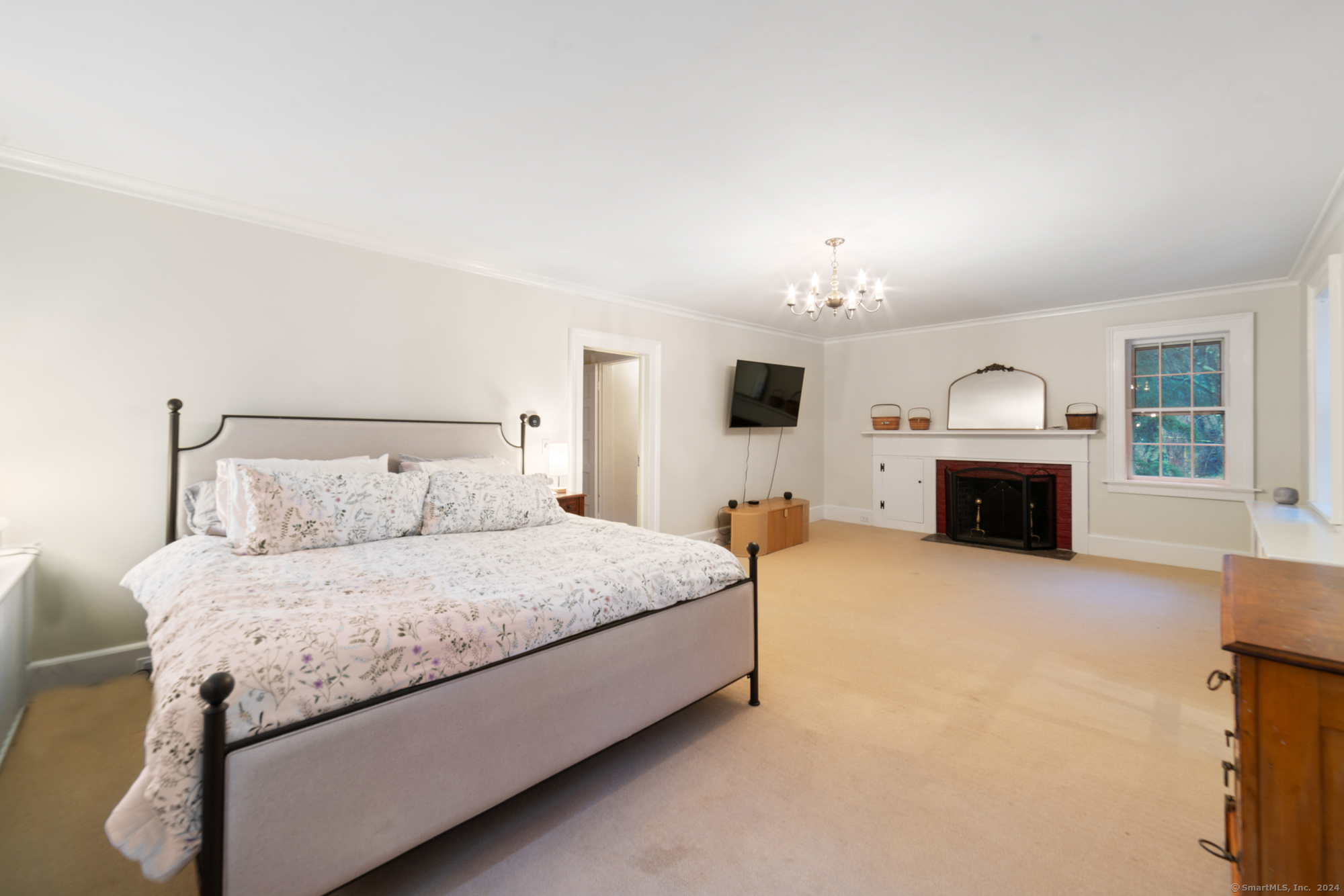 Harwinton, Connecticut 06791, United States, 4 Bedrooms Bedrooms, ,3 BathroomsBathrooms,Residential,Pending,31961