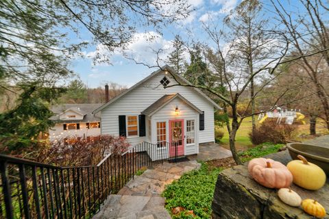 A home in Harwinton