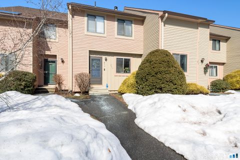 Condo For Sale - 217 Adams Hill Way #217<br/> East Windsor, CT 06088