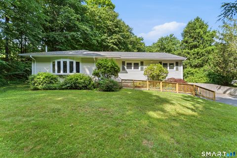 Homes For Sale - 14 Saw Mill Road<br/> Newtown, CT 06470