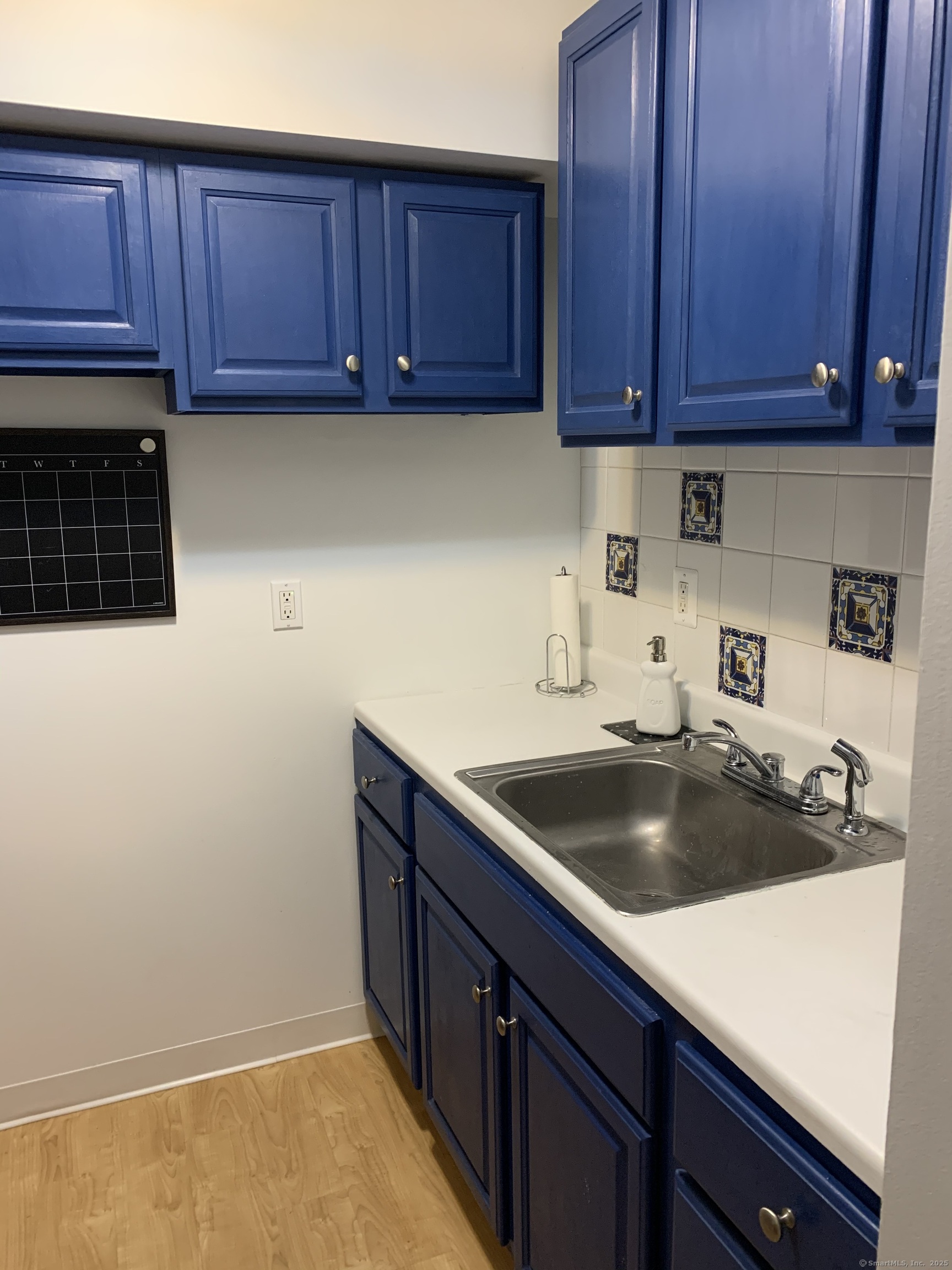 22 Park Place #APT 1A, New Britain, Connecticut image 5