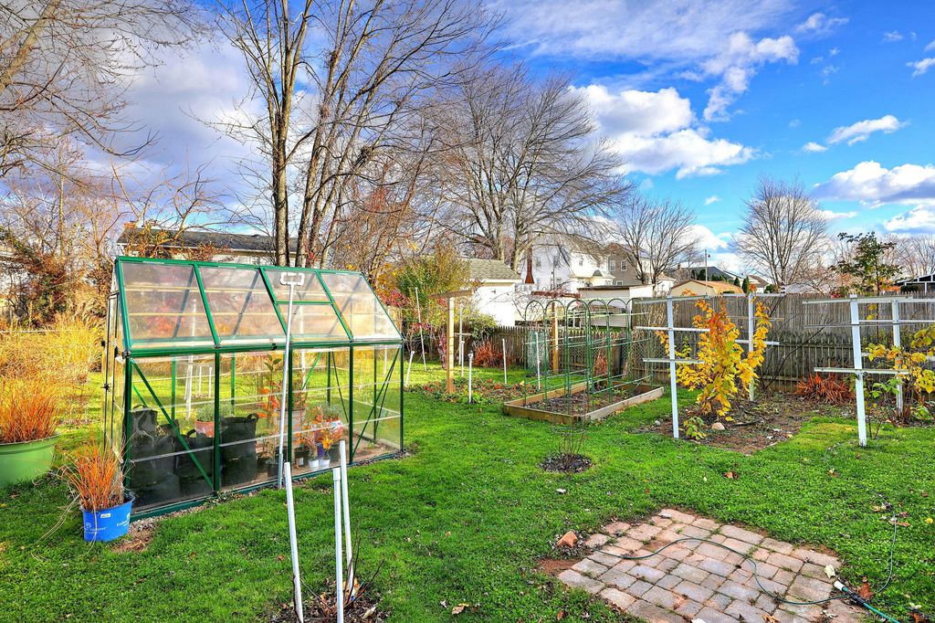 Photo of 77 Concord Street, New Haven, CT 06512 (MLS # 24142828)