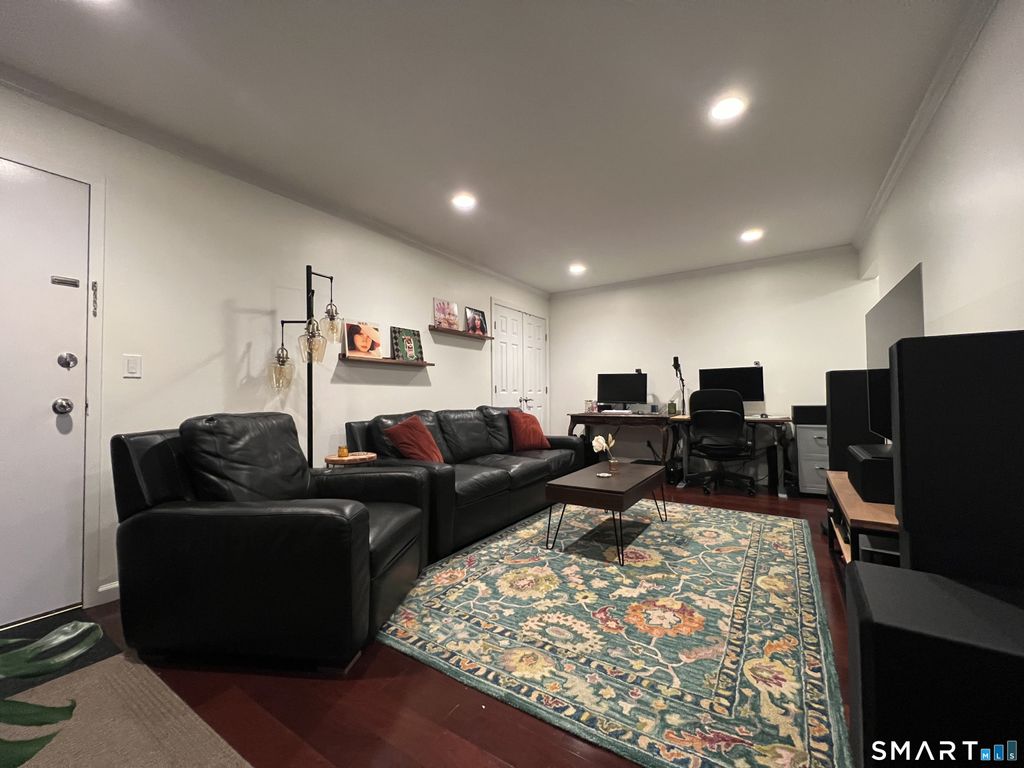 Photo of 279 Bridge Street #7, Stamford, CT 06902 (MLS # 24144318)