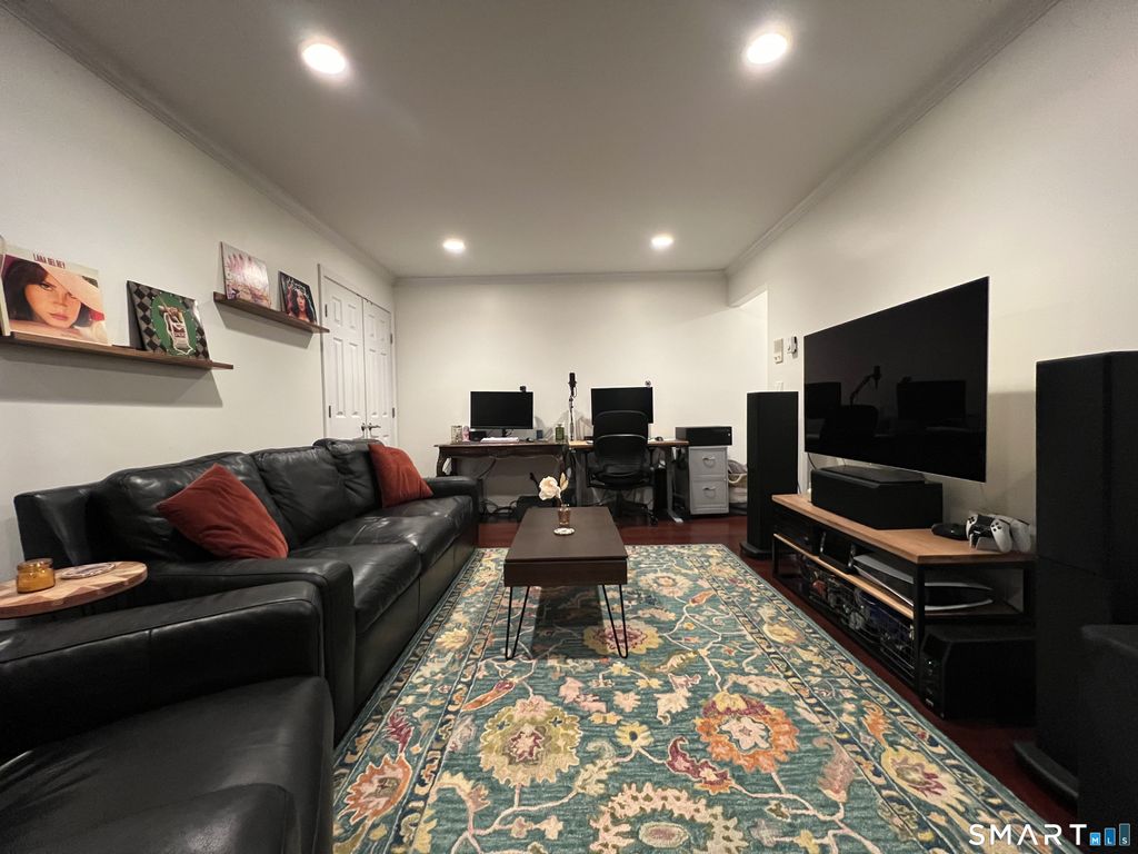 Photo of 279 Bridge Street #7, Stamford, CT 06902 (MLS # 24144318)