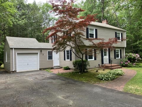19 Crescent Way Simsbury CT 06070