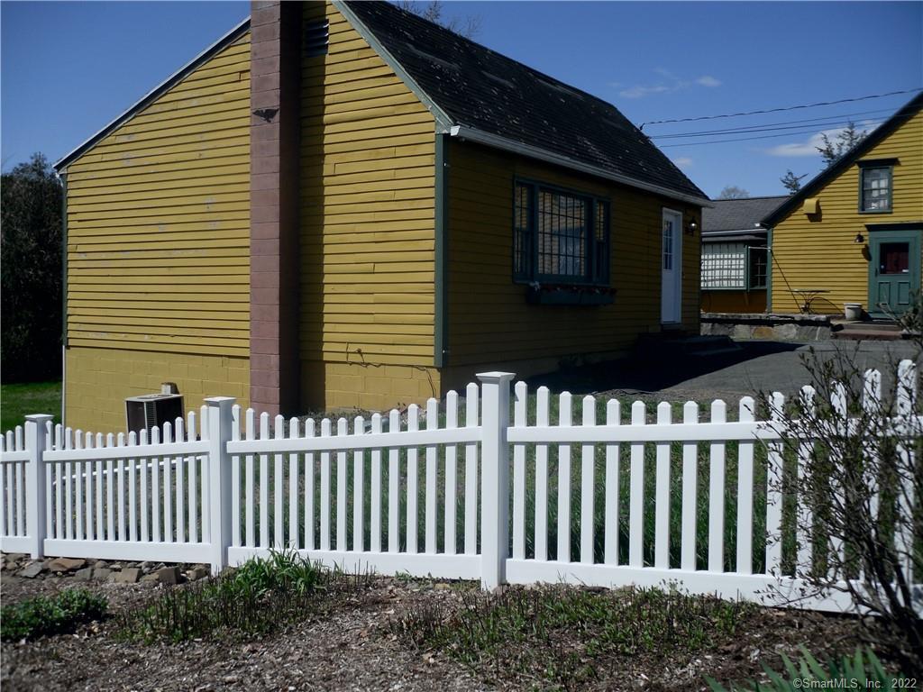 596 Main Street