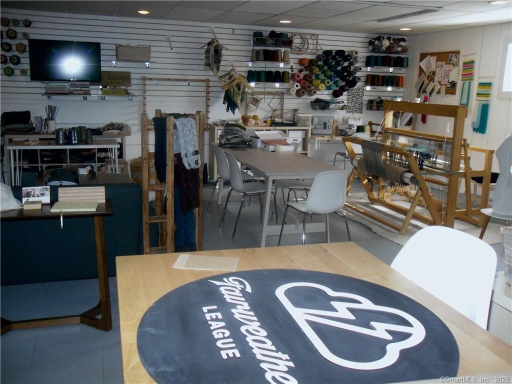 Somers, Connecticut 06071, United States, ,3 BathroomsBathrooms,Commercial,Pending,75775