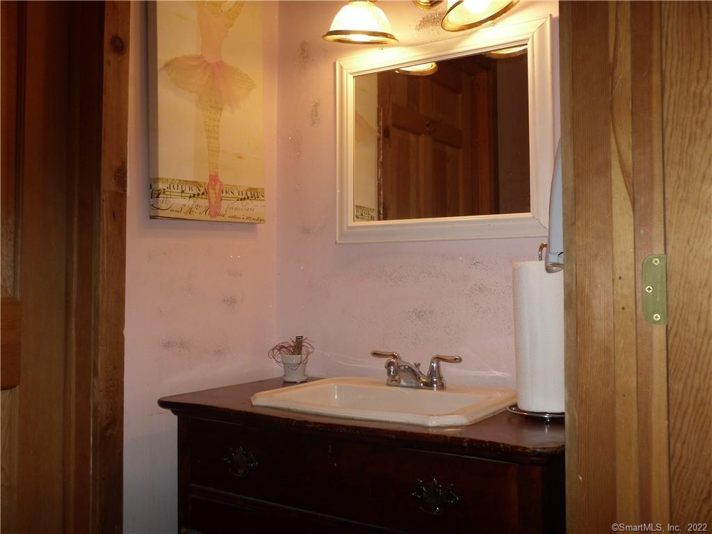 Somers, Connecticut 06071, United States, ,3 BathroomsBathrooms,Commercial,Pending,75775