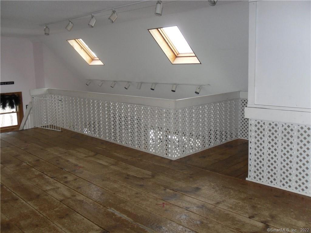 Somers, Connecticut 06071, United States, ,3 BathroomsBathrooms,Commercial,Pending,75775