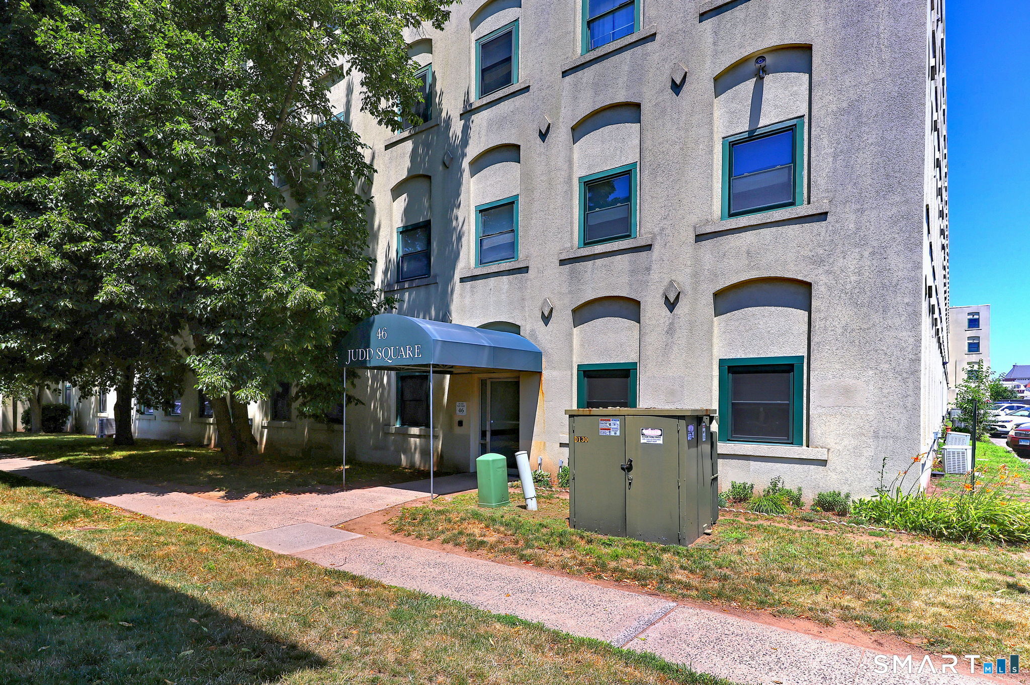 46 South Cherry Street 327 (aka Judd Square)