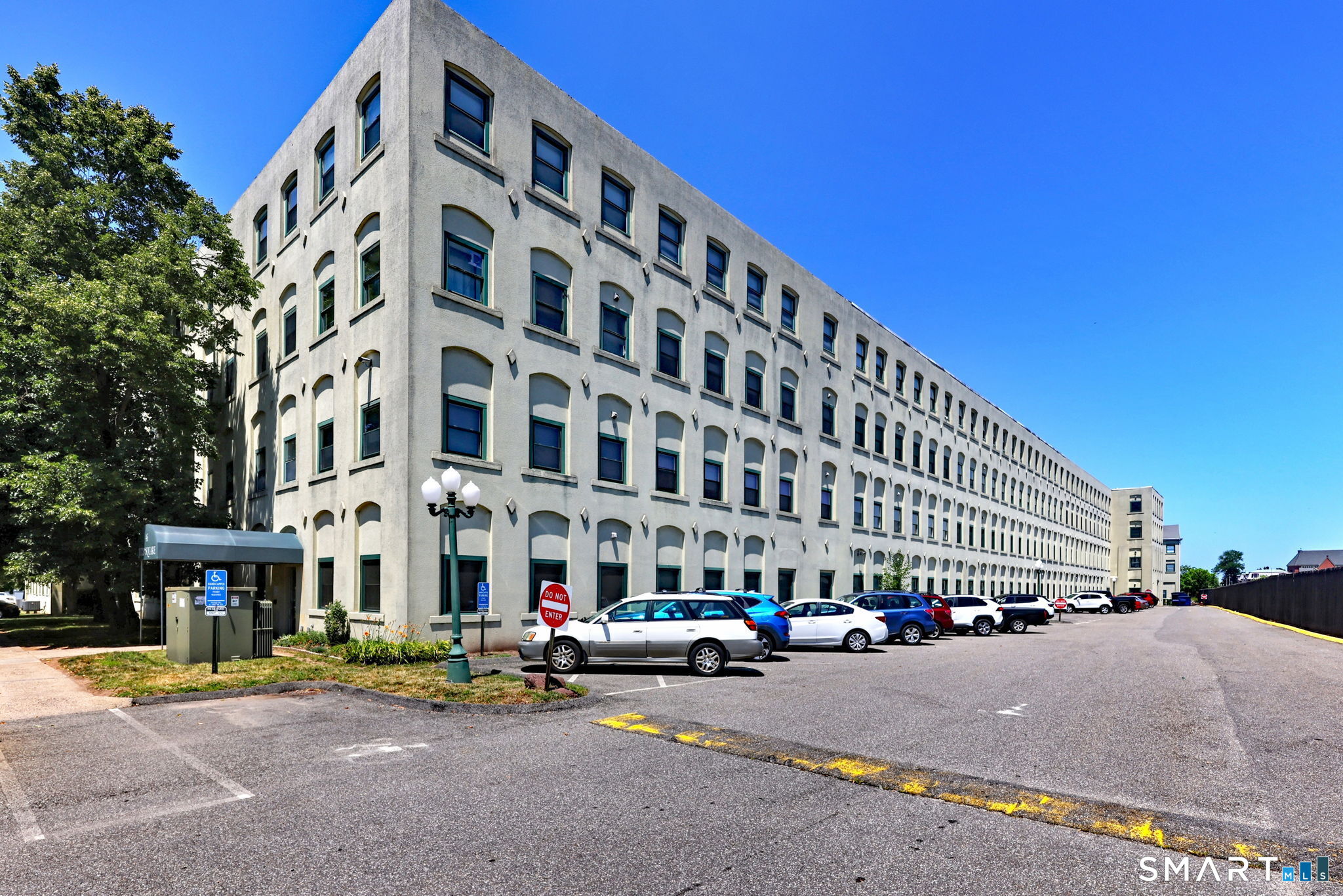 46 South Cherry Street 327 (aka Judd Square)