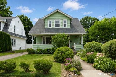 Photo of 23 Jessamine Street, West Hartford, CT 06119 (MLS # 24192003)