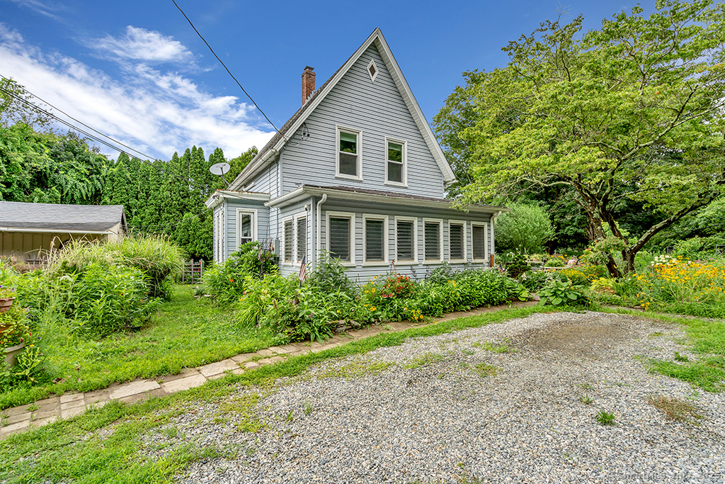 201 Willimantic Road