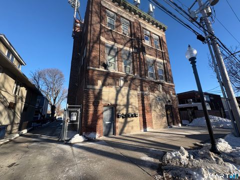 Photo of 568 Newfield Avenue #2A, Bridgeport, CT 06607 (MLS # 24154718)