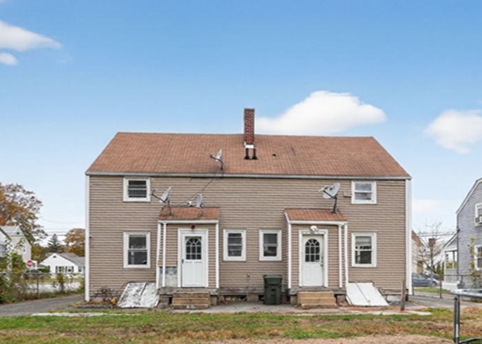 18 West Pleasant Street