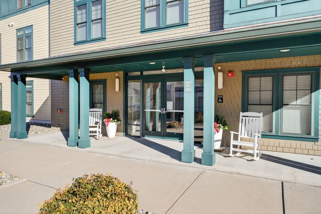 Photo of 38 Hope Street #1307, East Lyme, CT 06357 (MLS # 24143936)