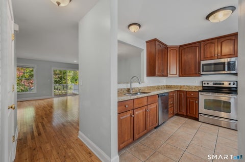 Tiny photo for 15 Freedom Way #83, East Lyme, CT 06357 (MLS # 24215739)