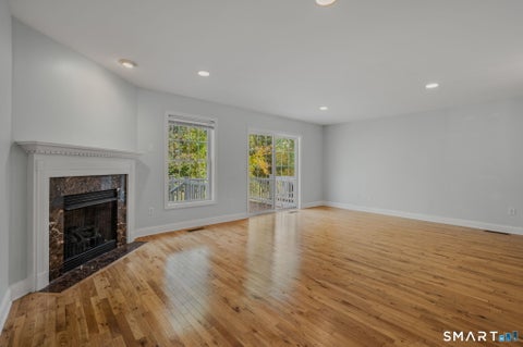 Tiny photo for 15 Freedom Way #83, East Lyme, CT 06357 (MLS # 24215739)