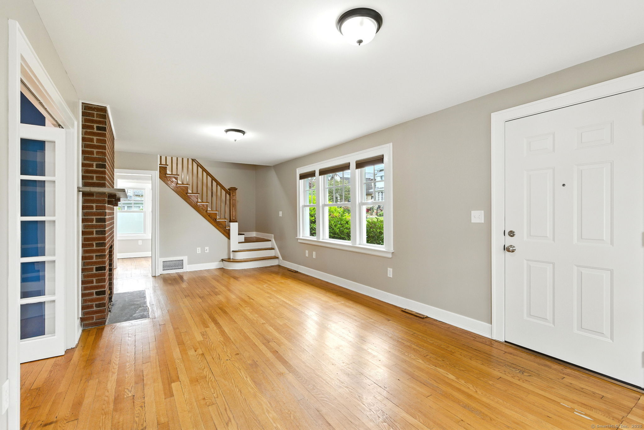 11 Middletown Avenue