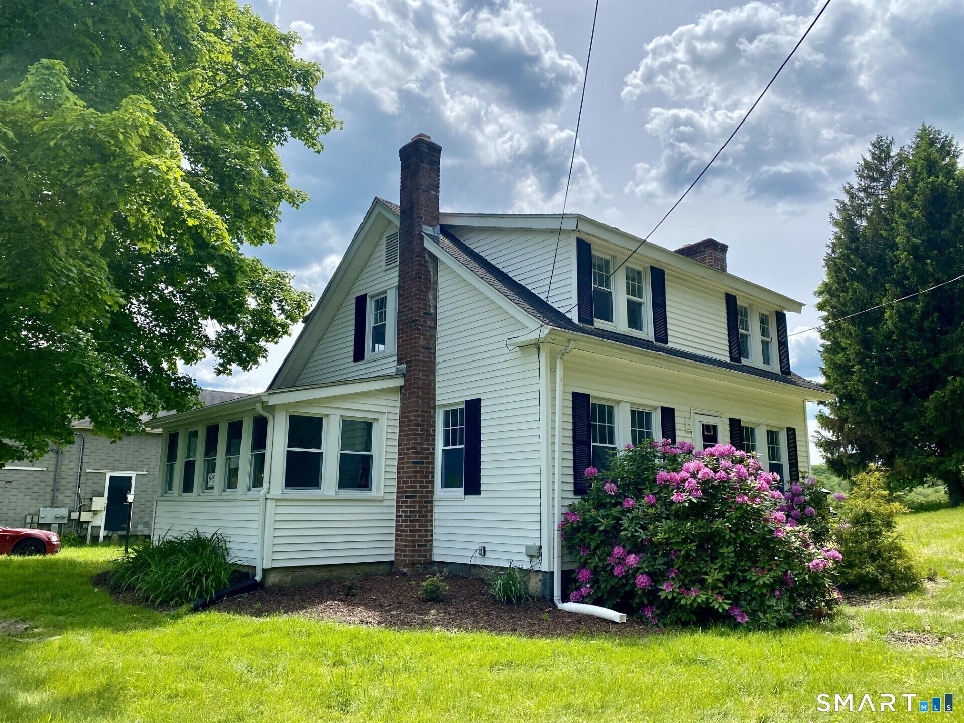 589 Old Hartford Road