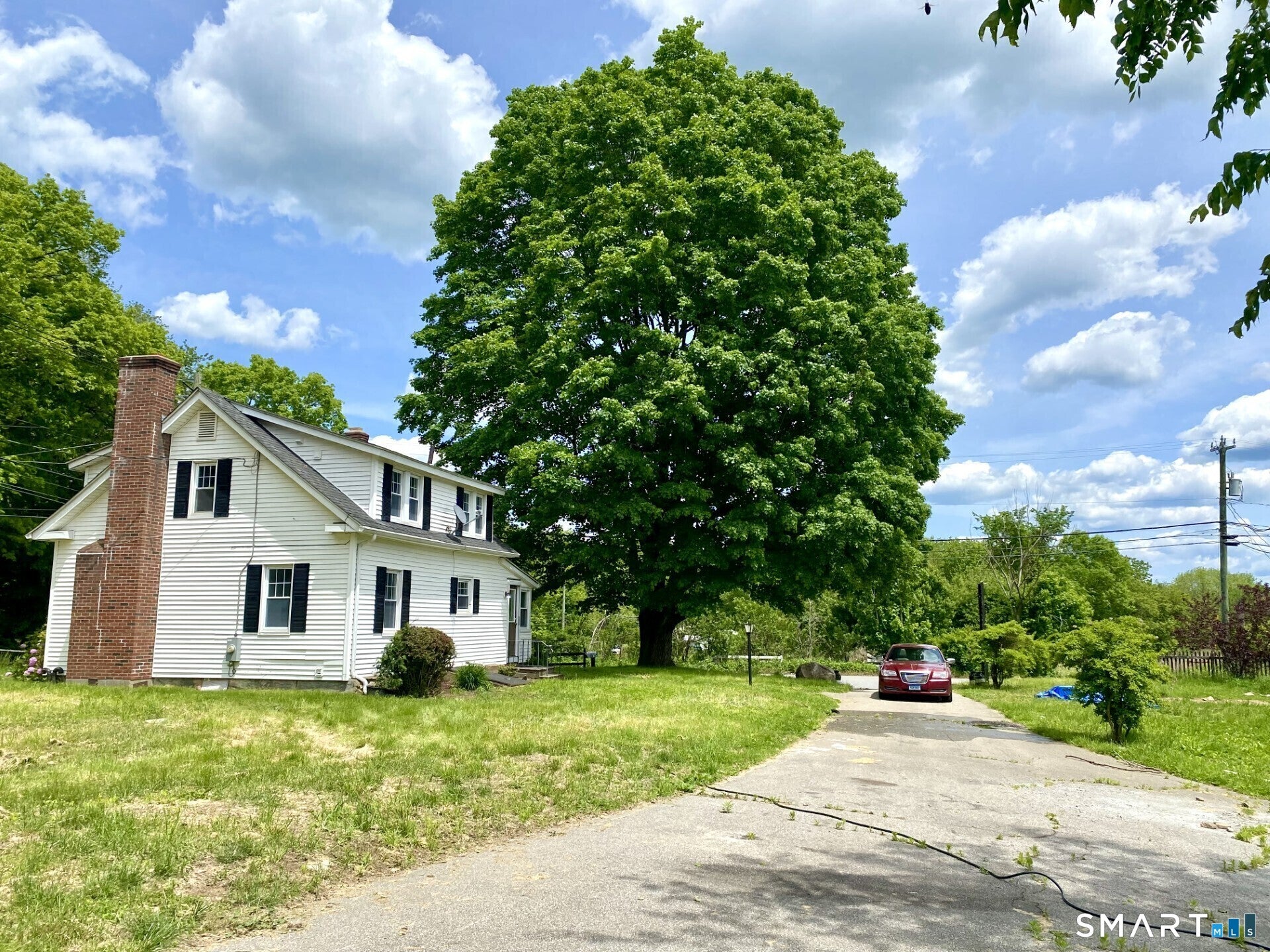 589 Old Hartford Road