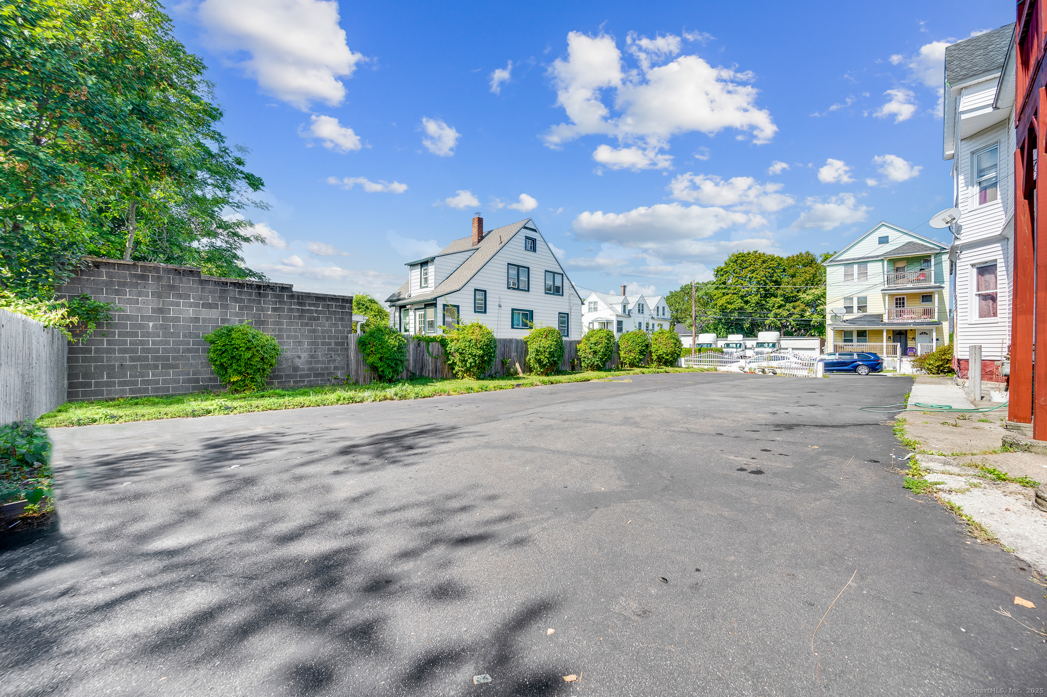 16 Willard Street