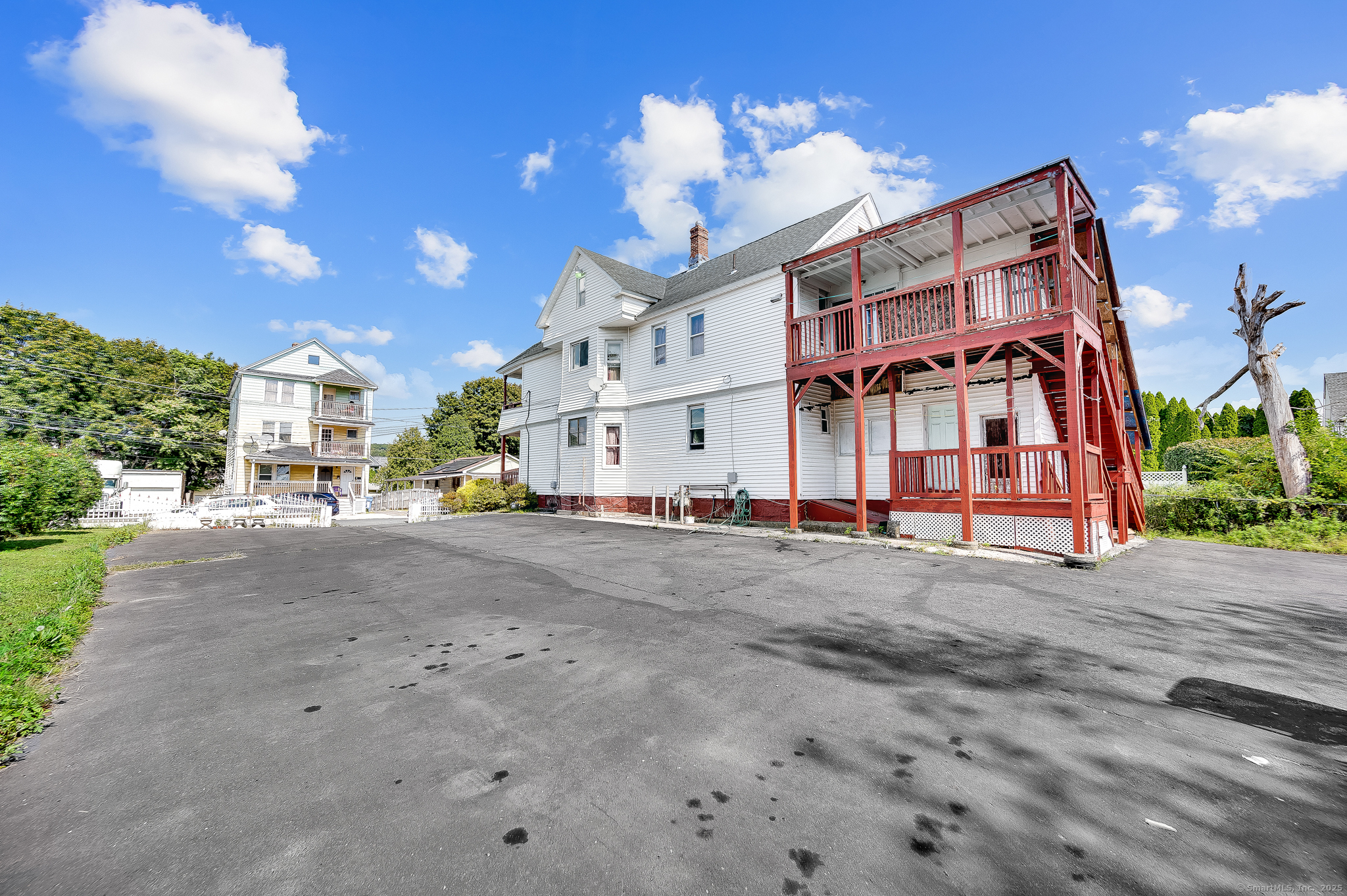16 Willard Street