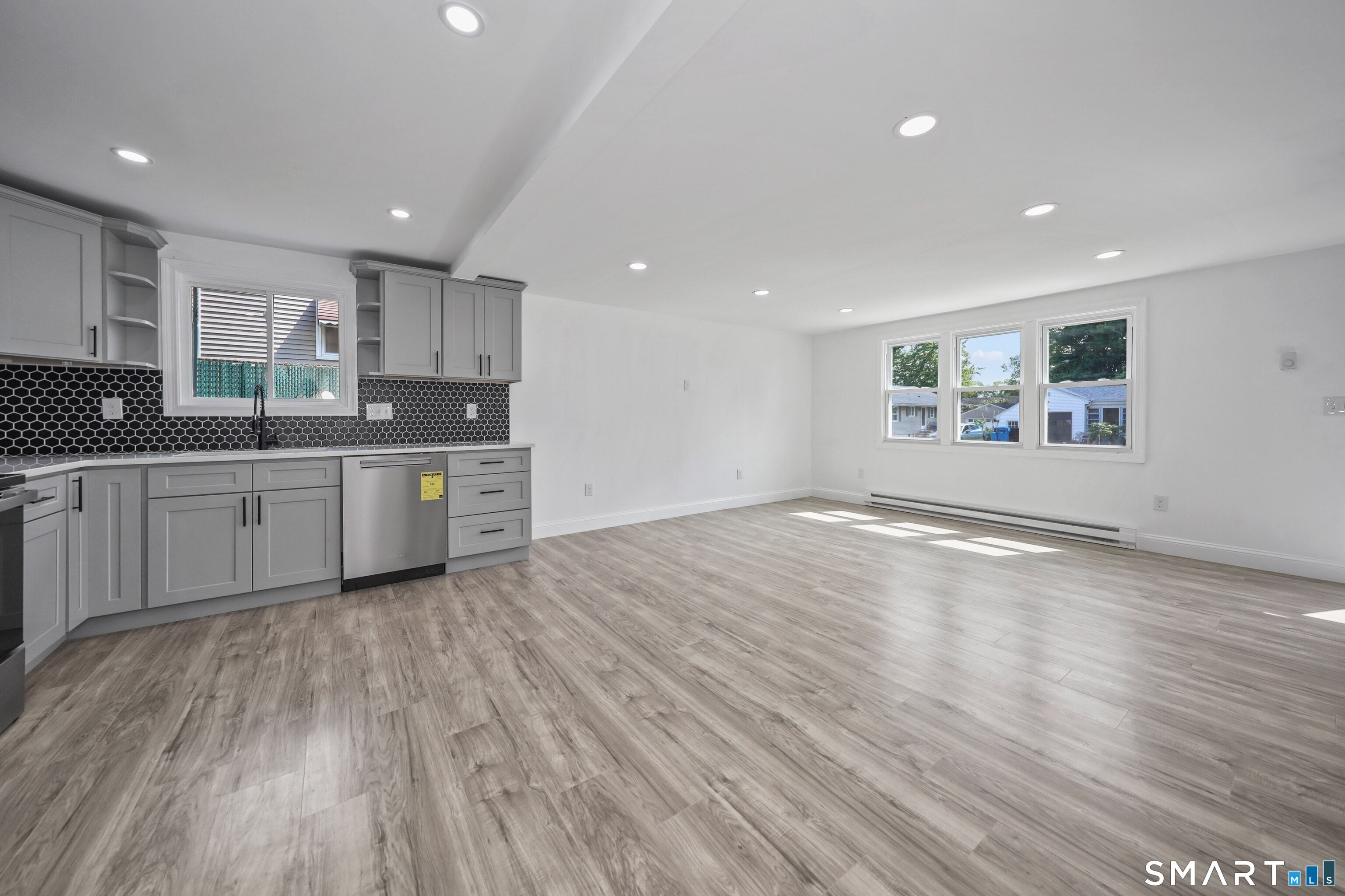 124 Mansfield Avenue