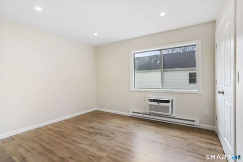 Tiny photo for 7 Hamilton Avenue #32, Norwalk, CT 06854 (MLS # 24147839)