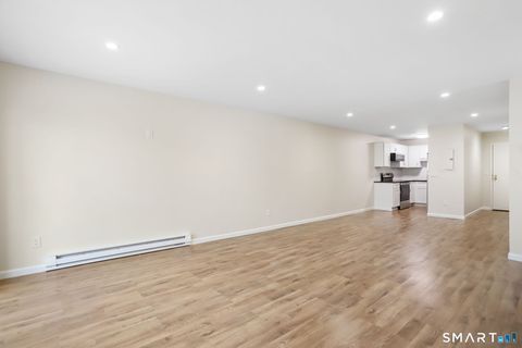 Tiny photo for 7 Hamilton Avenue #32, Norwalk, CT 06854 (MLS # 24147839)
