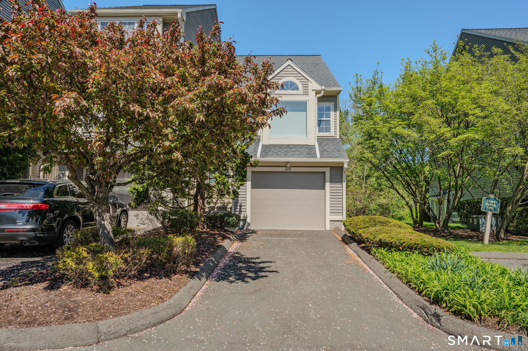 220 Algonquin Trail 220