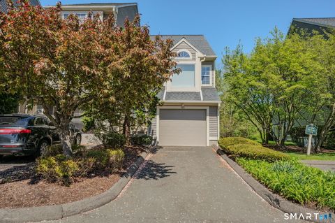 Tiny photo for 220 Algonquin Trail #220, Trumbull, CT 06611 (MLS # 24174839)