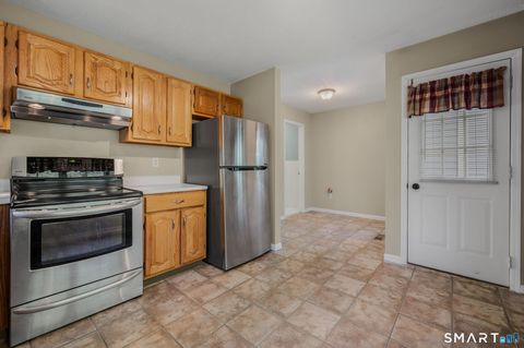 Tiny photo for 220 Algonquin Trail #220, Trumbull, CT 06611 (MLS # 24174839)
