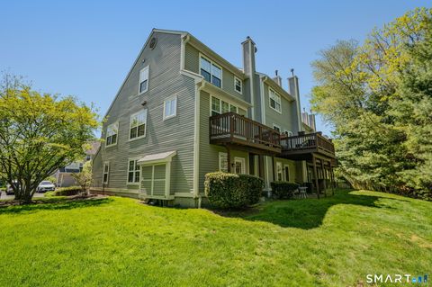 Tiny photo for 220 Algonquin Trail #220, Trumbull, CT 06611 (MLS # 24174839)