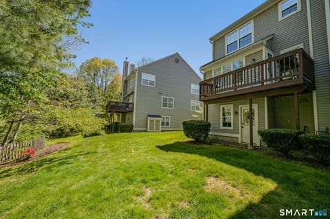 Tiny photo for 220 Algonquin Trail #220, Trumbull, CT 06611 (MLS # 24174839)