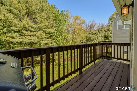 Tiny photo for 220 Algonquin Trail #220, Trumbull, CT 06611 (MLS # 24174839)