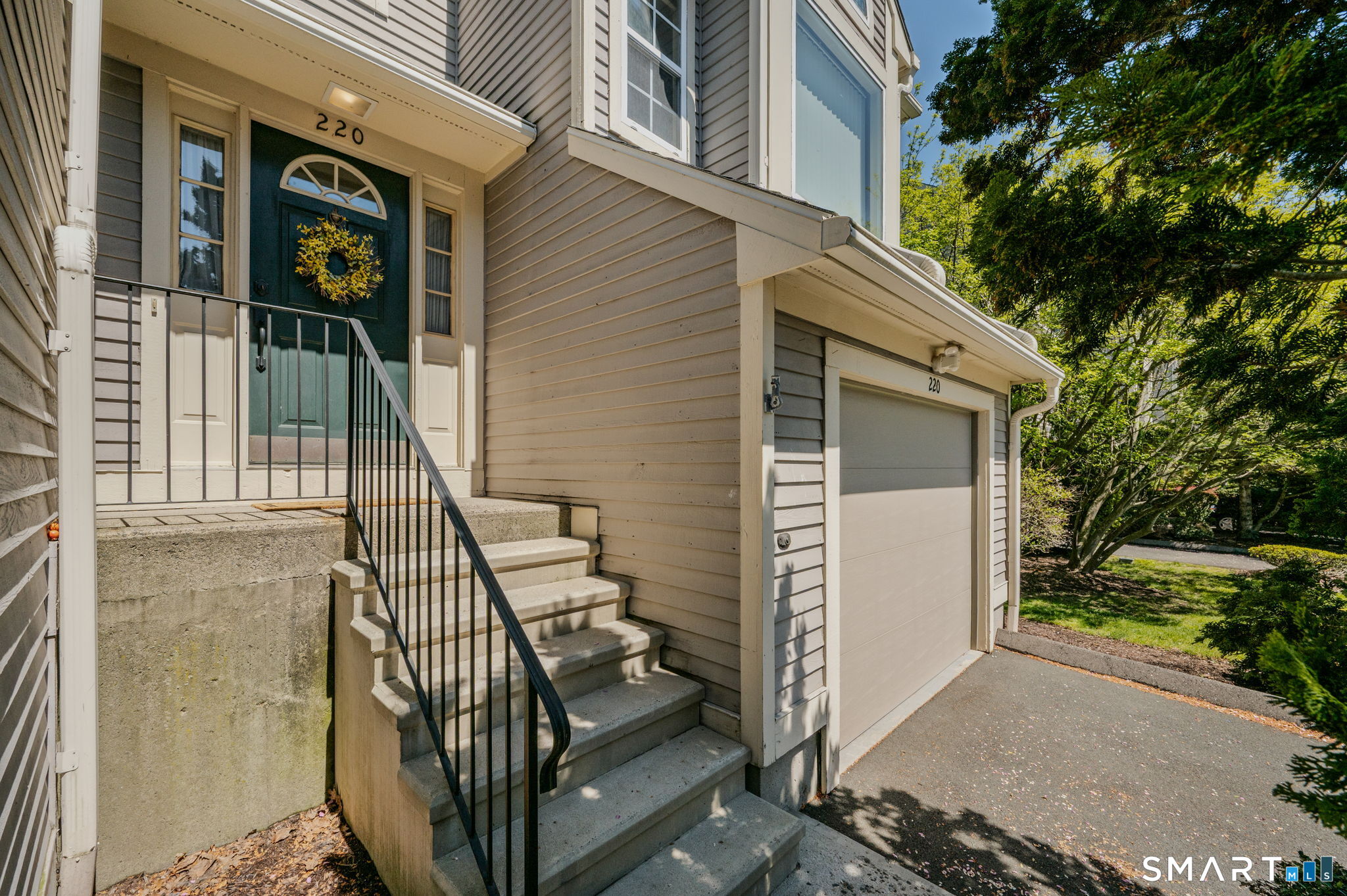 220 Algonquin Trail 220
