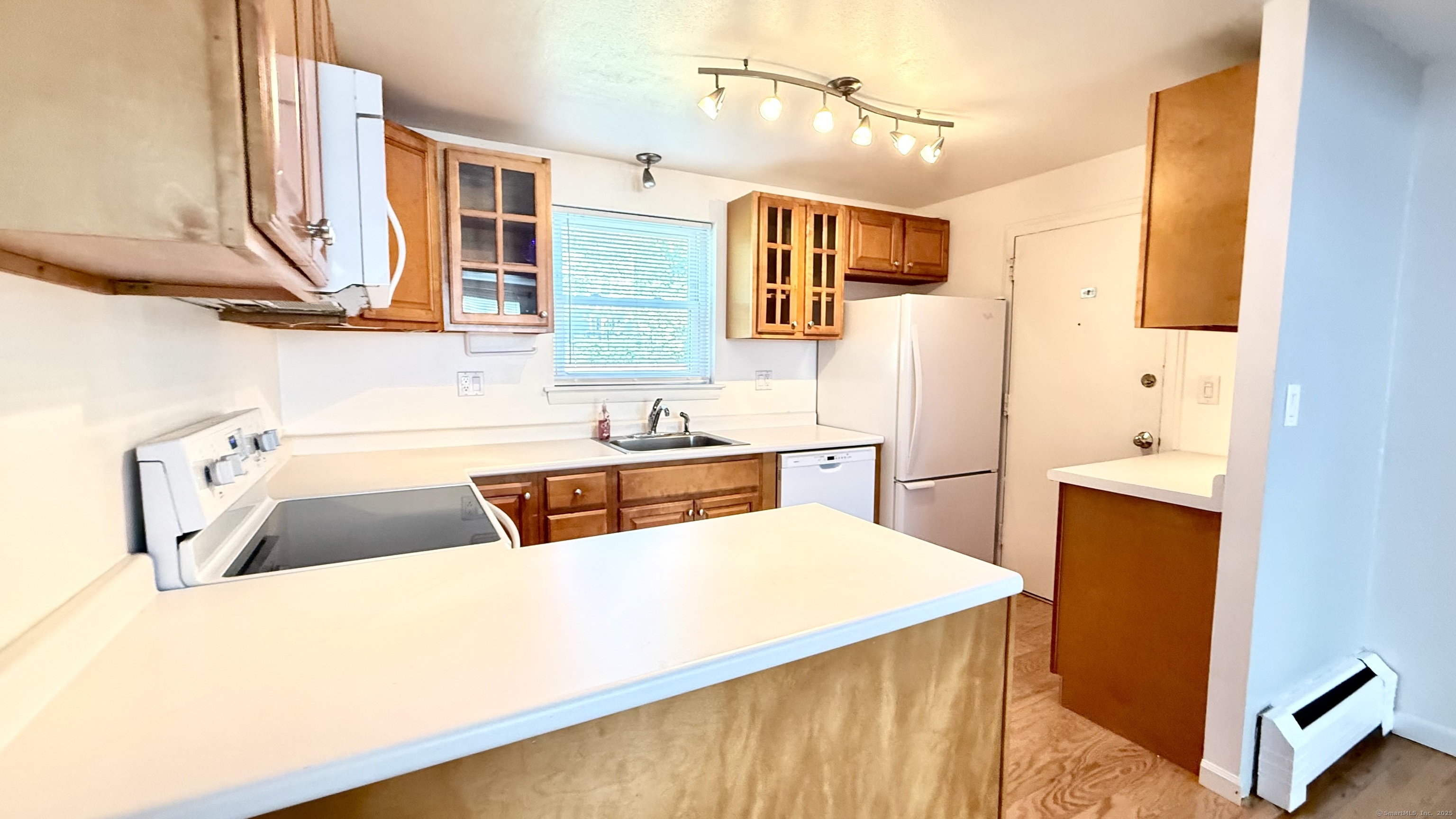 19 Colonial Drive APT B