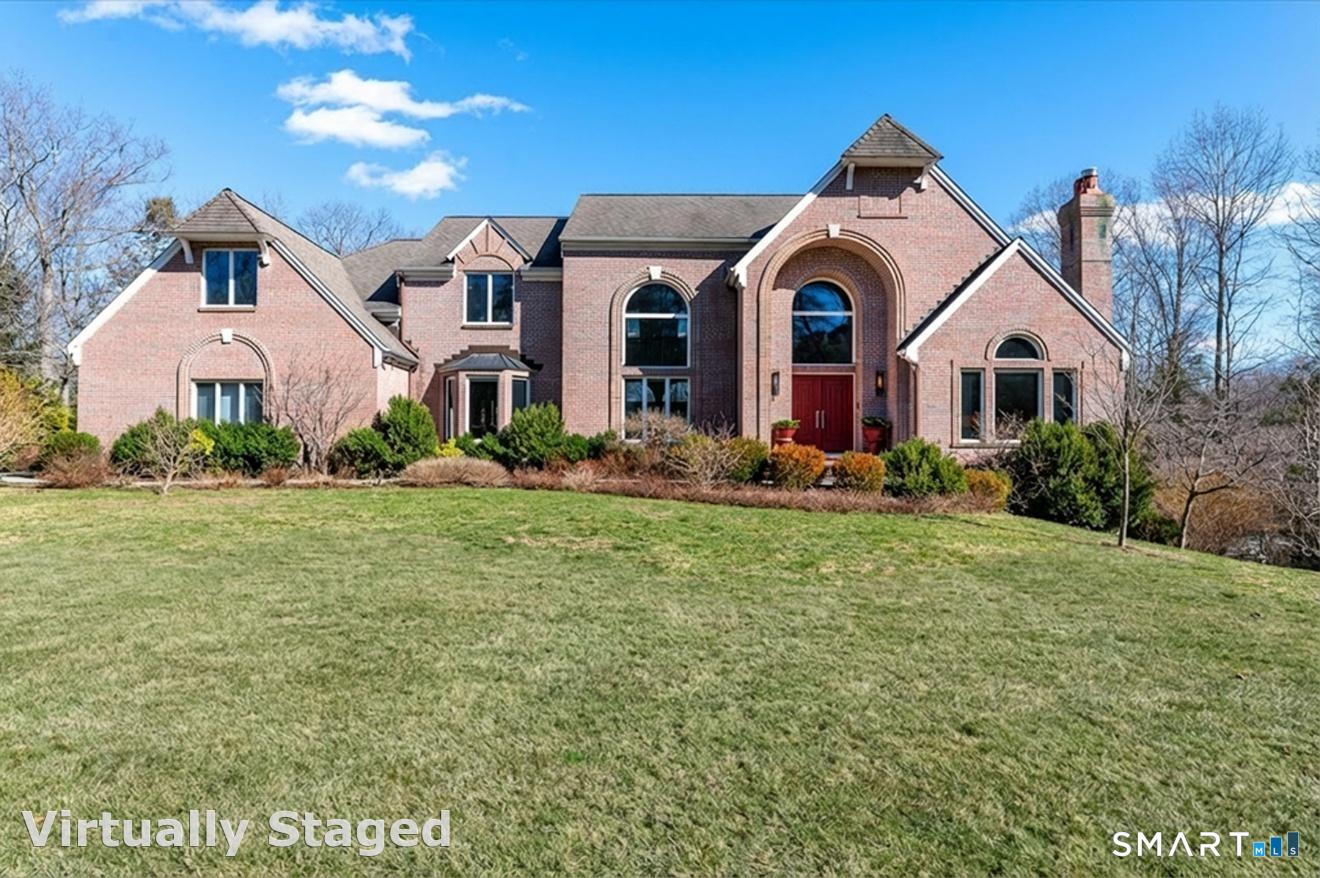 215 South Lake Drive