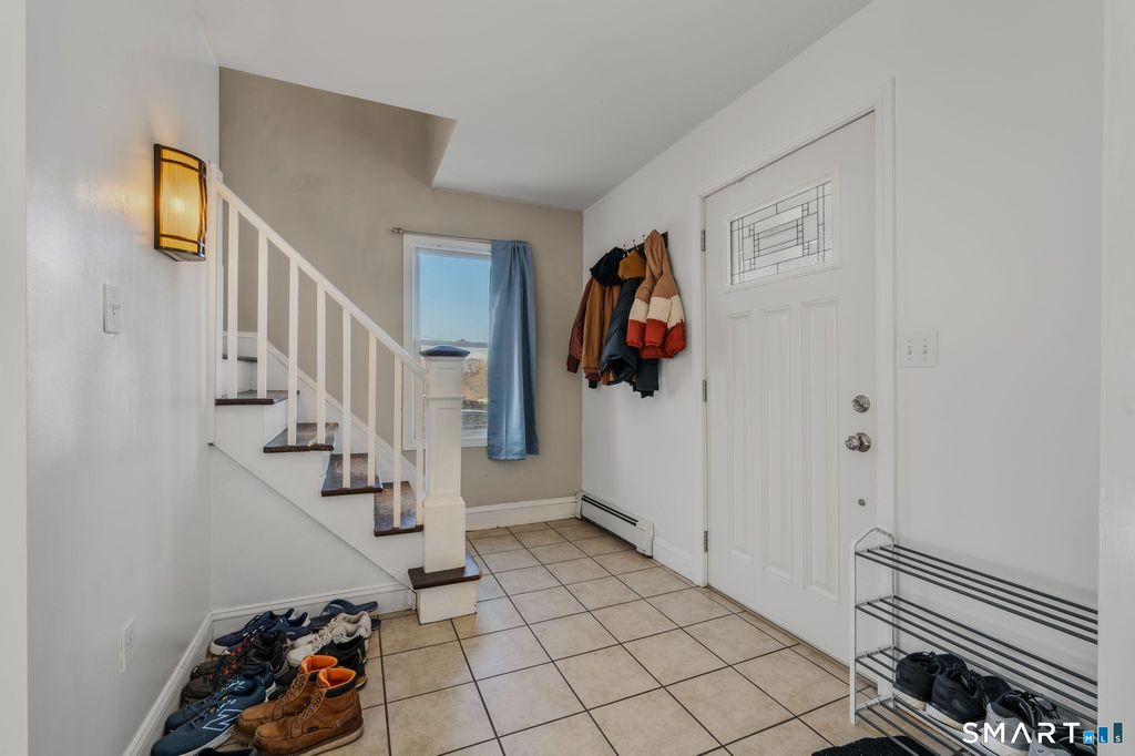 Photo of 55 Bentley Avenue, Norwich, CT 06360 (MLS # 24141146)